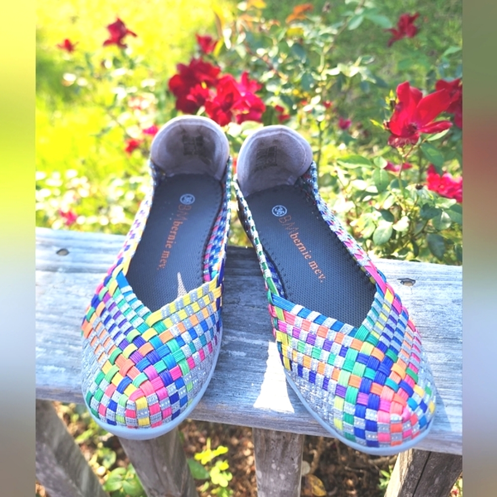 bernie mev. Multicolor Woven Flats Womens Sz 36 fun colorful woven flats